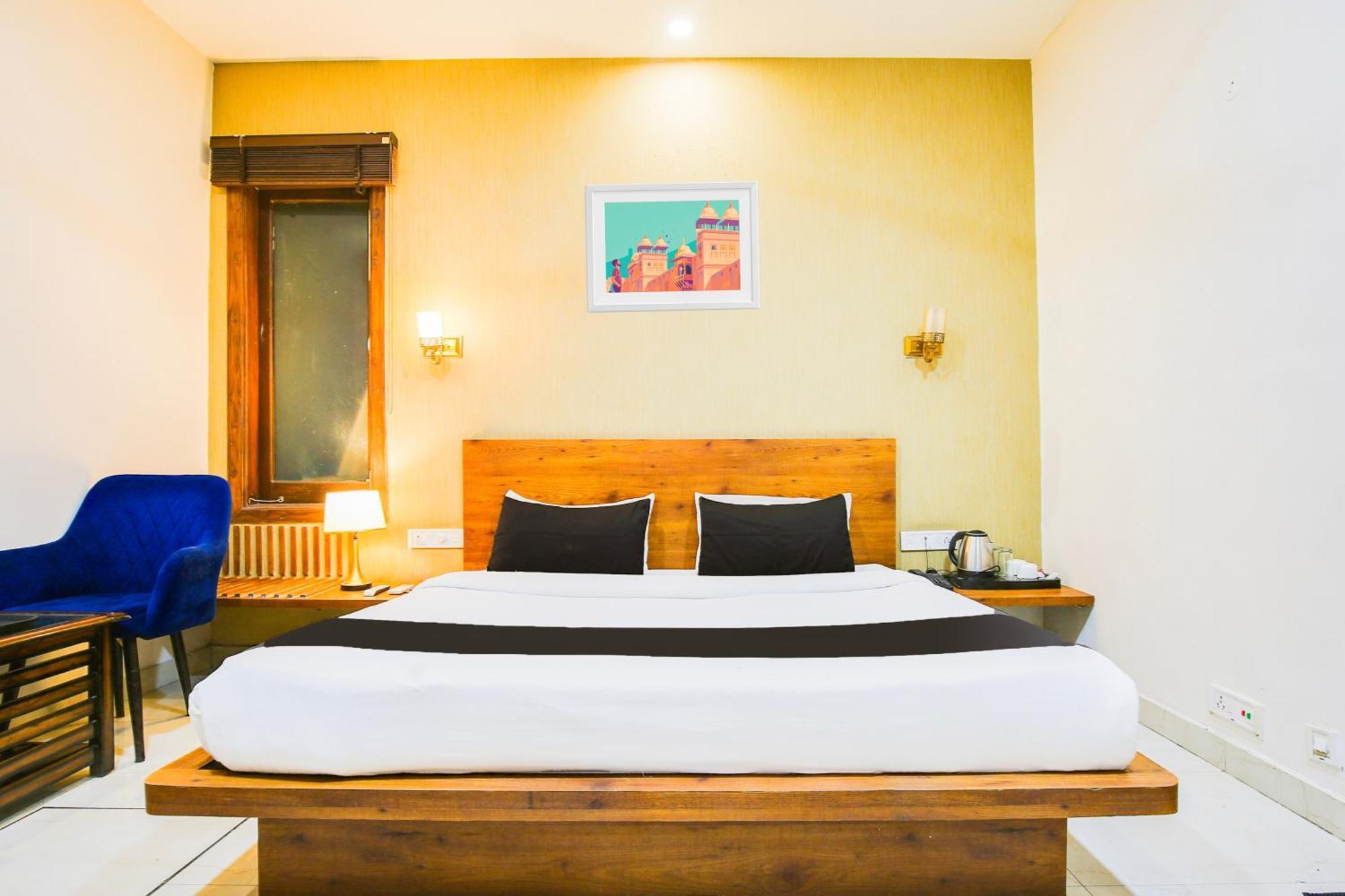 Super Townhouse Grand Fortune Amritsar Exterior foto